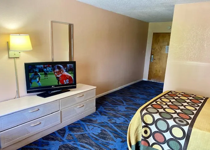 Red Carpet Inn & Suites Lima -Listing Partner